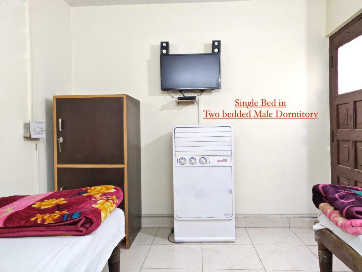 Roop Guest House Lucknow Buitenkant foto